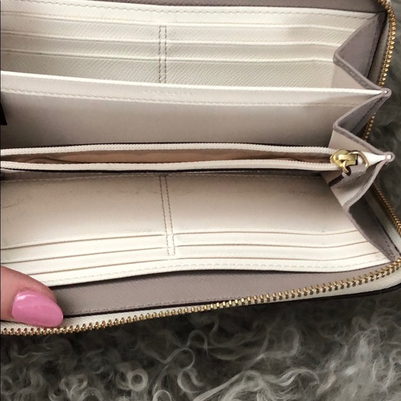 Coach Wallet - Picture 7 of 7